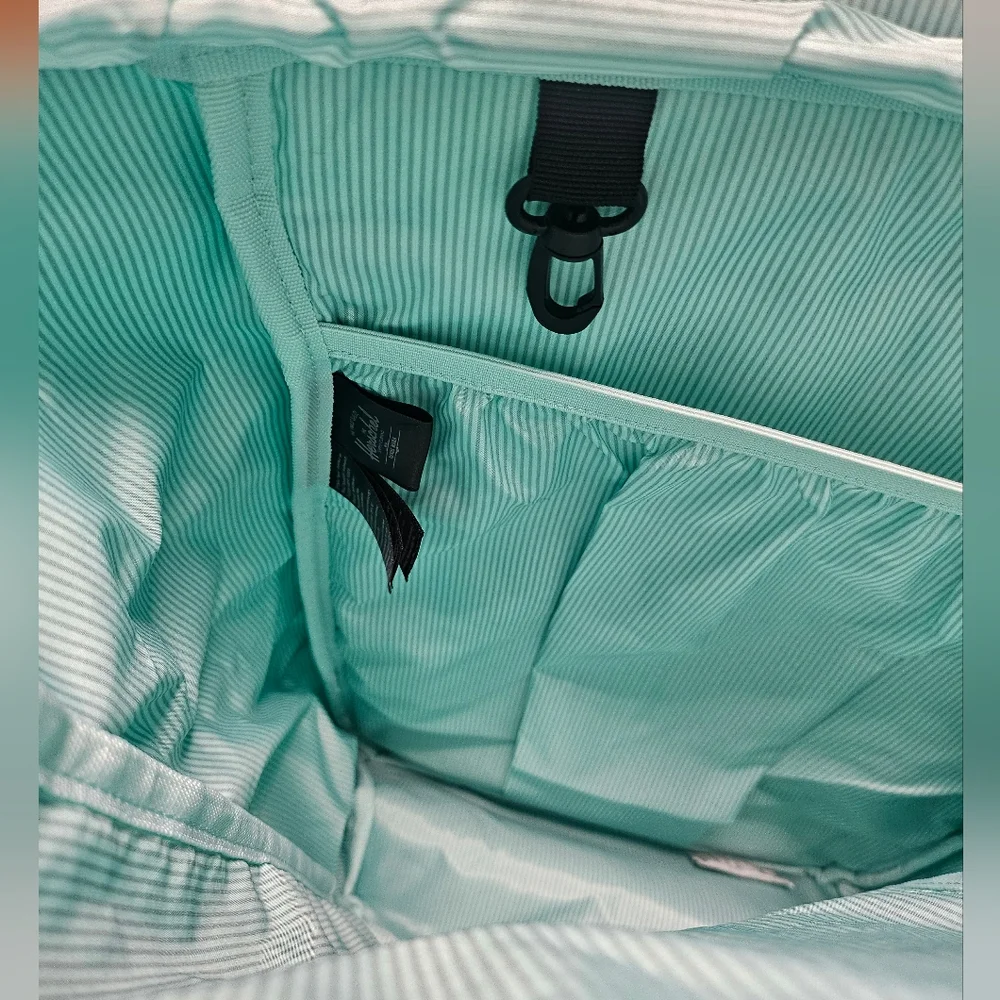 Herschel Supply Company Iona Backpack Blue Tint NWT - Picture 4 of 6